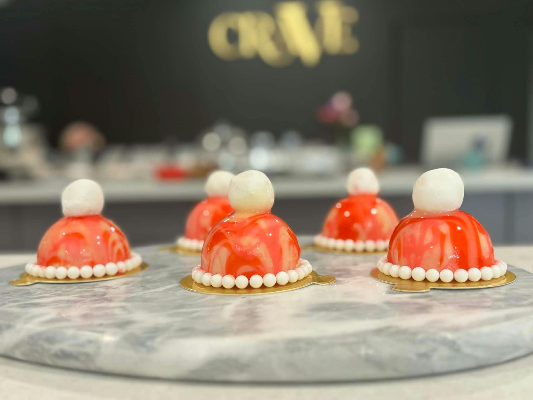 Entremet created by visitors