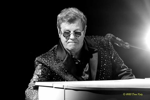 Elton John Experience - Juniors Kingsford