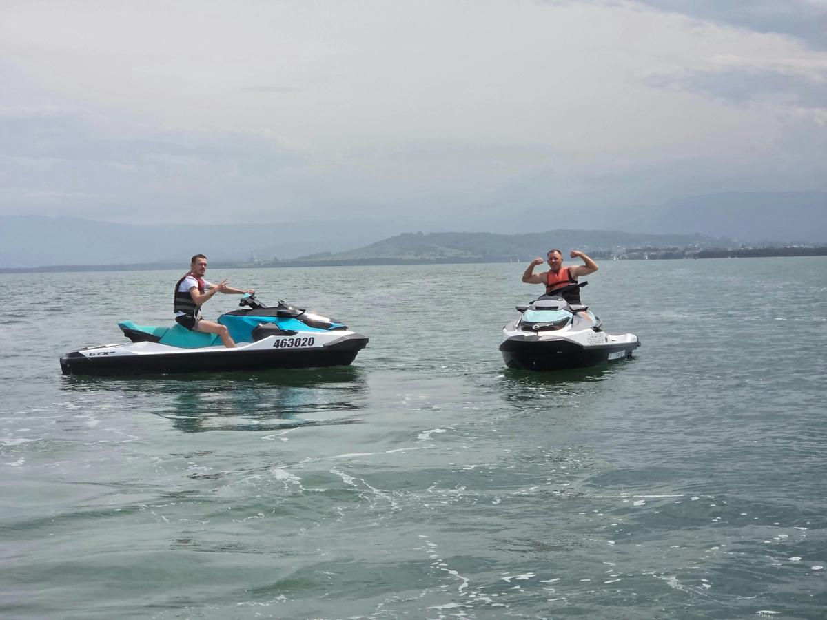 Friends Jet skiing in lake illawarra