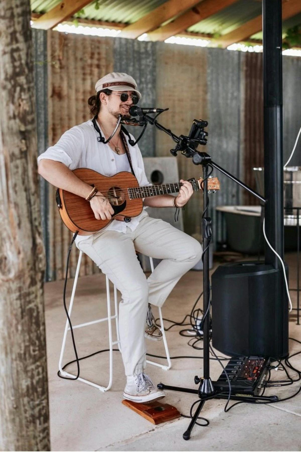 Kick Back Fridays at Crooked River Estate