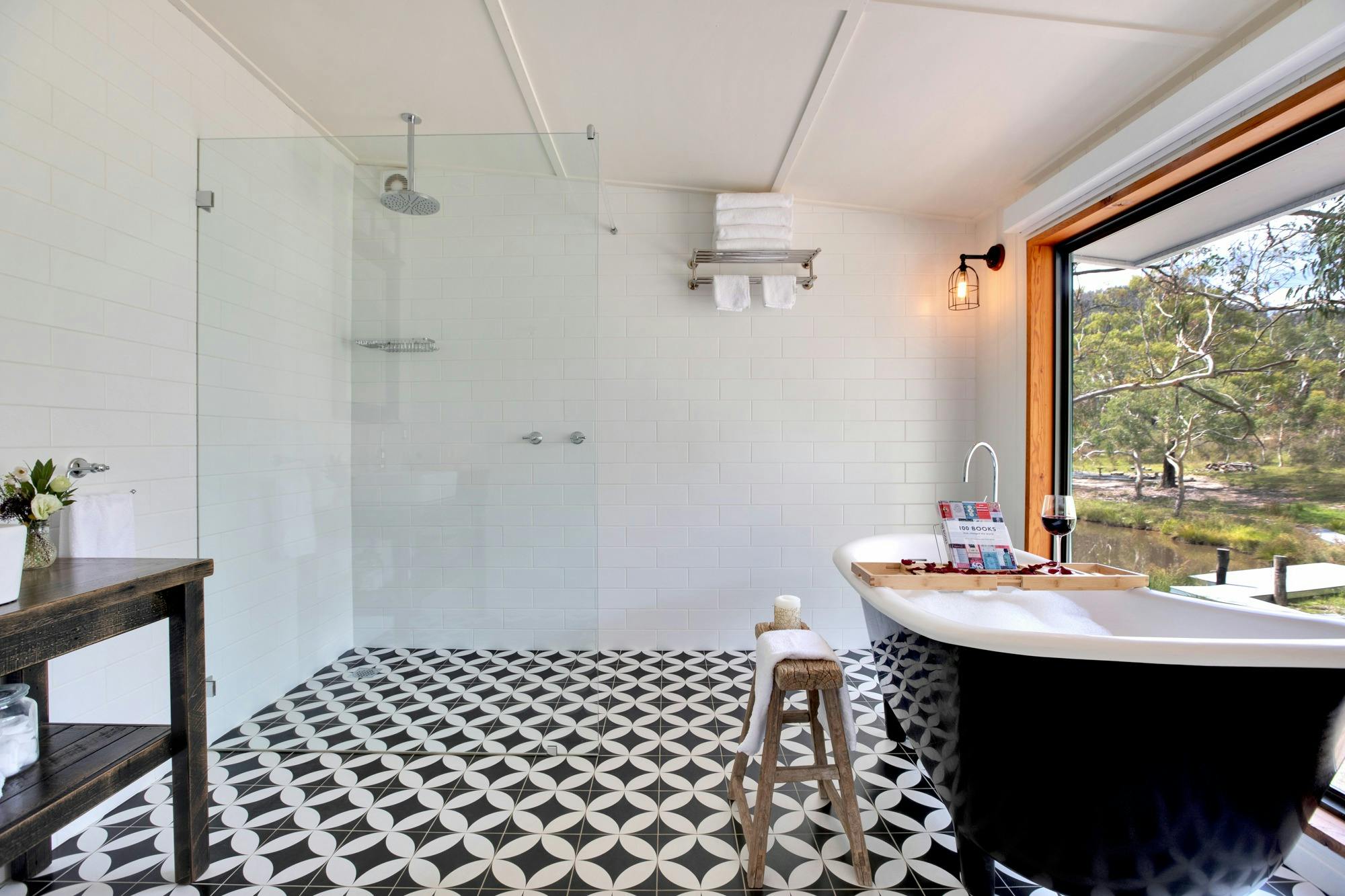 Long Alley Barn | bathroom