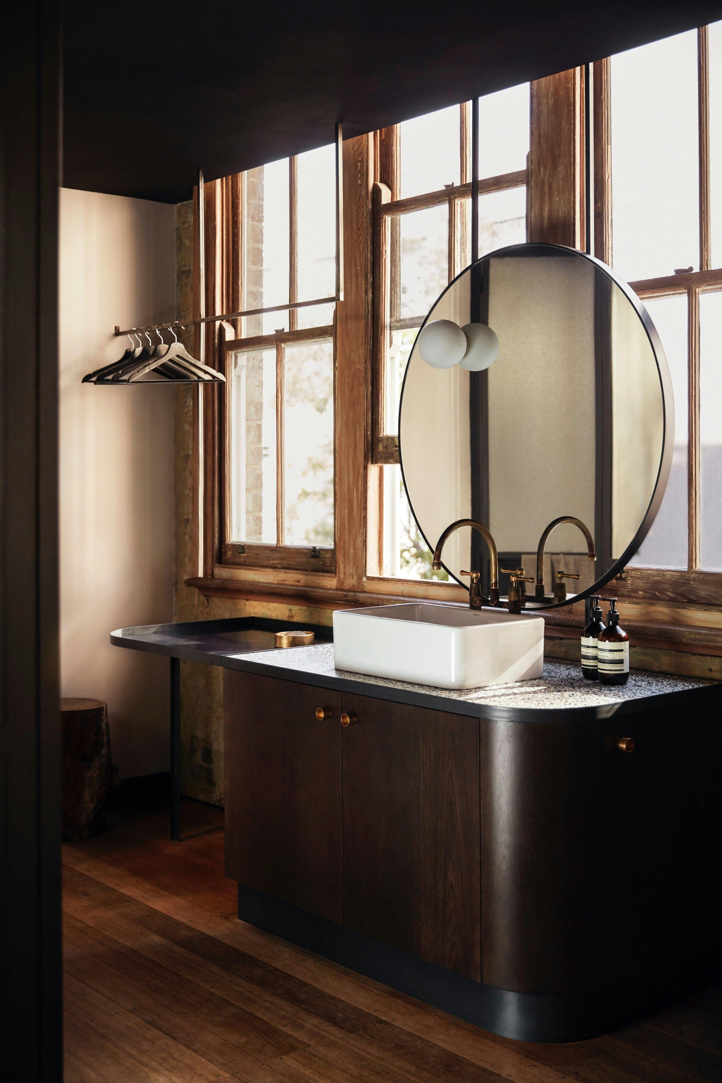 Paramount House Hotel bathrooms include Aesop amenities