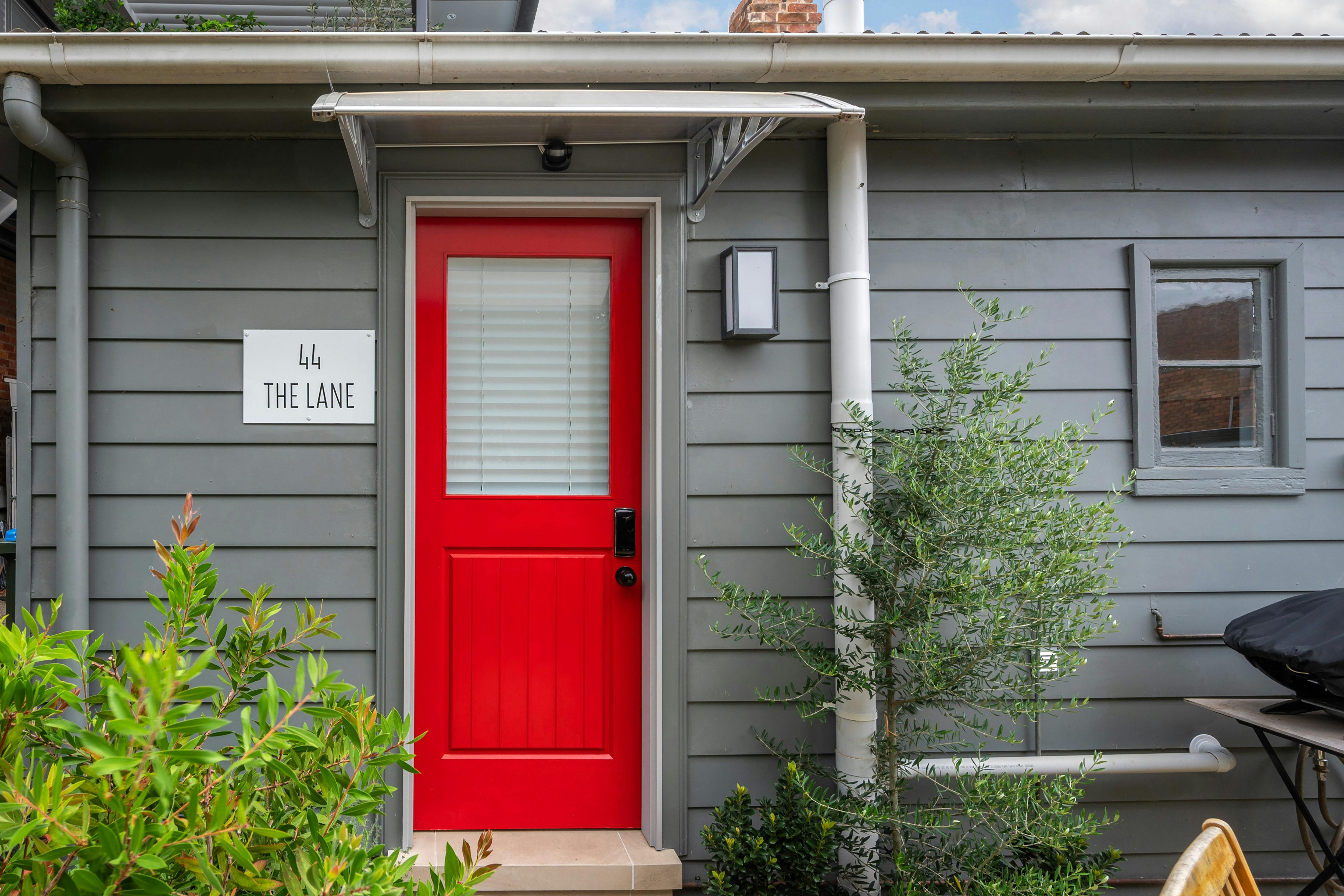 44 The Lane