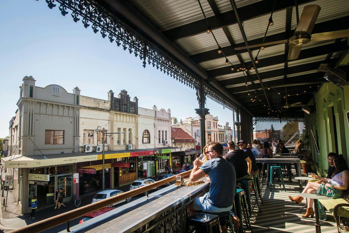 Newtown Hotel, Newtown