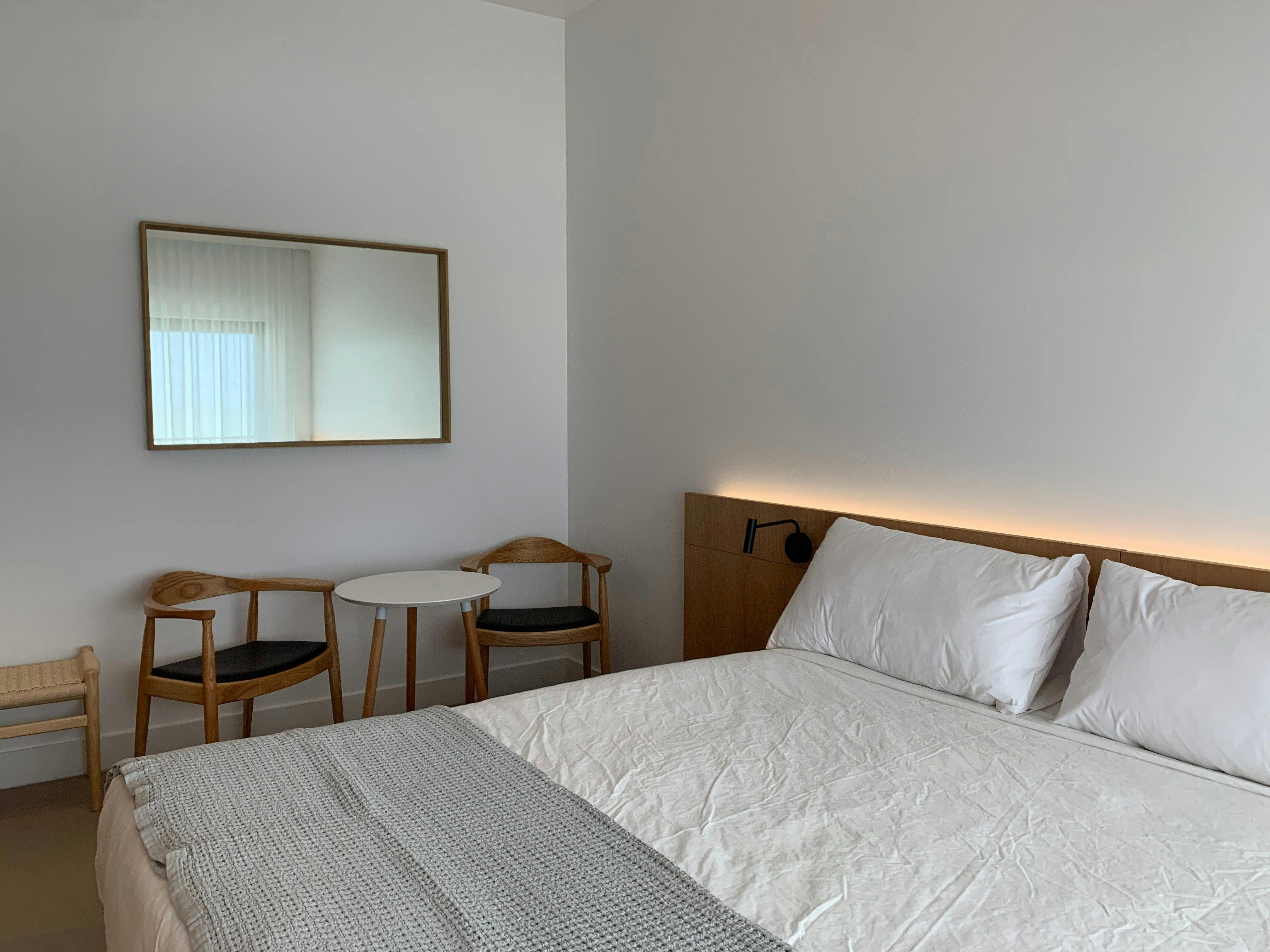 Signature Pacific King Room