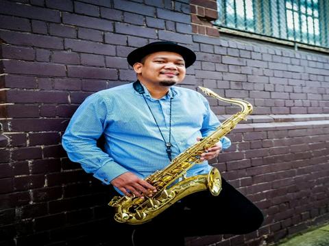 Sunday Sessions at Rowlee with Junio Karo