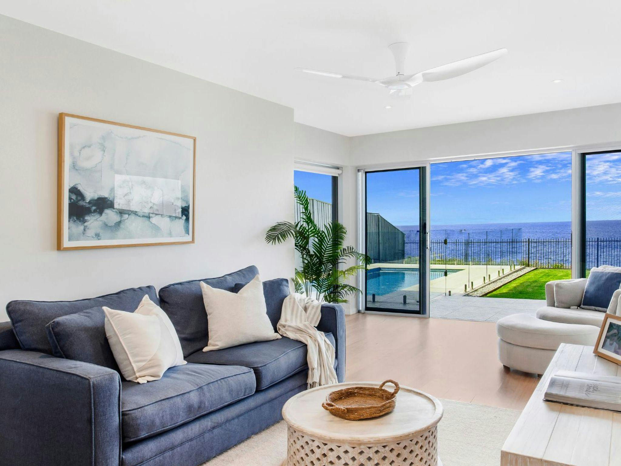 Salt n Sol | Downstairs living room | Playstation 5 | Ducted air conditioning | Pool | Ocean views 