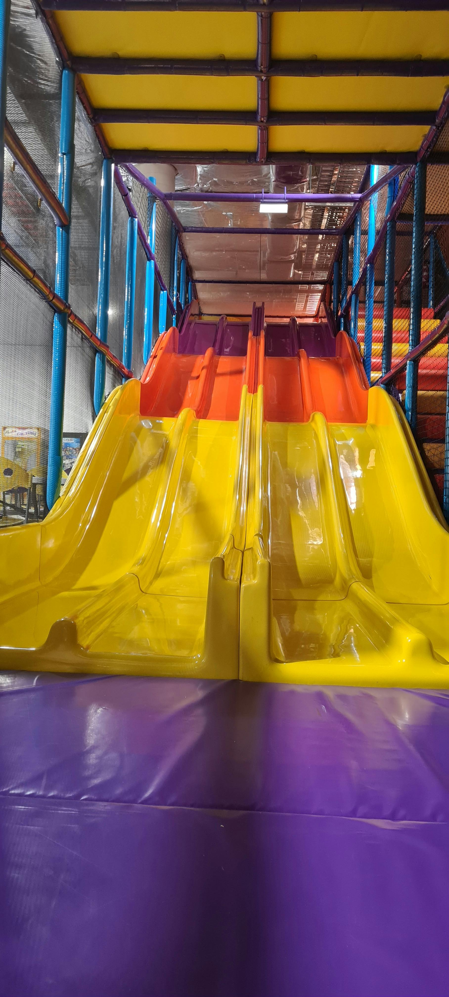 Kids World Playland & Cafe Stockland Green Hills