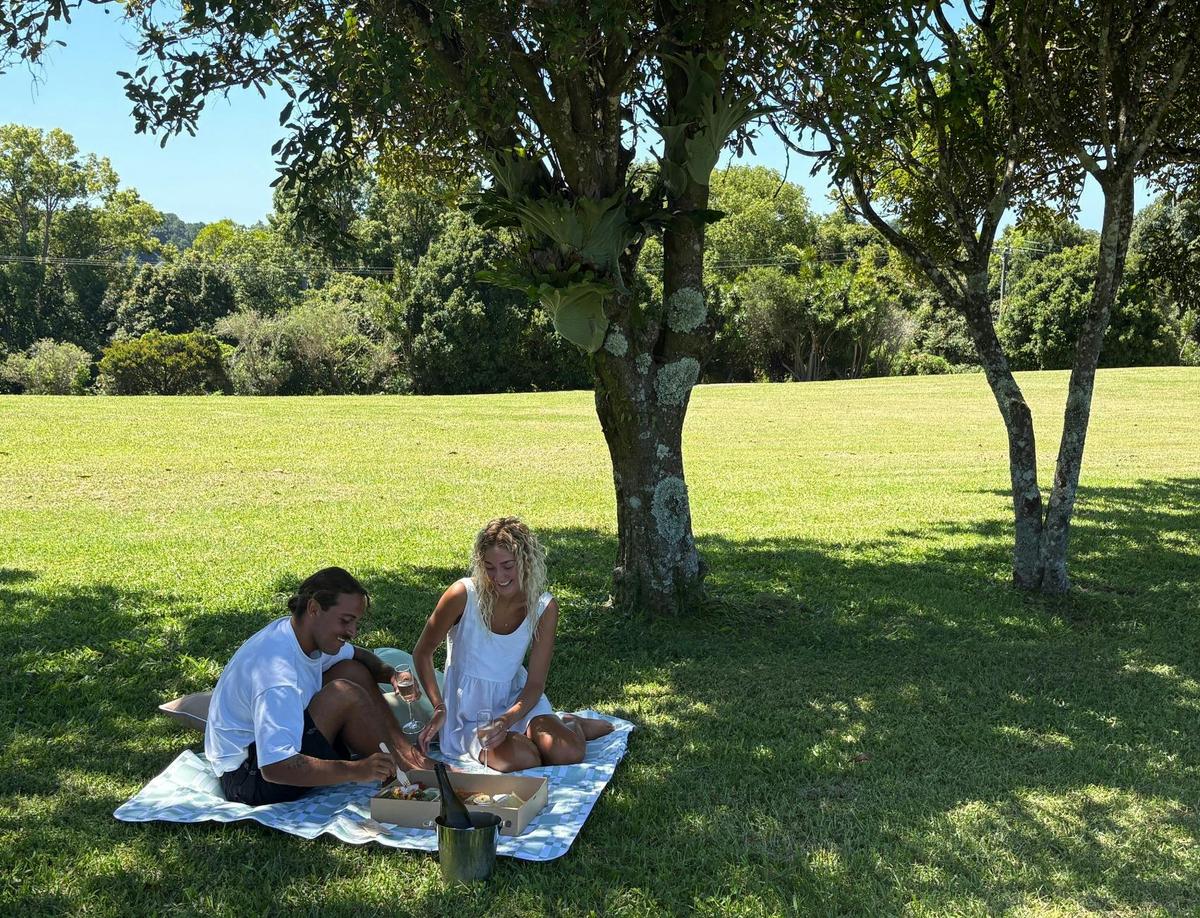 Sunday Picnics at Elysian Hills
