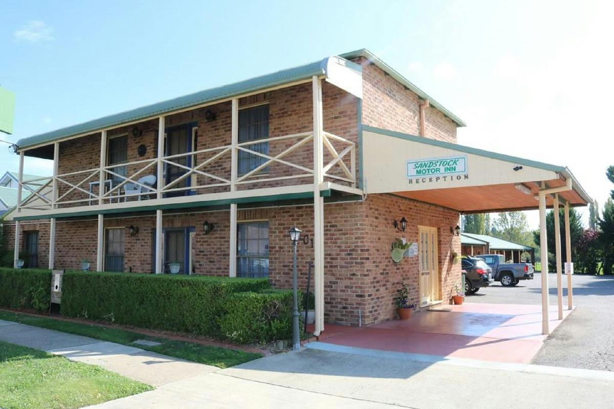The Sandstock Motor Inn