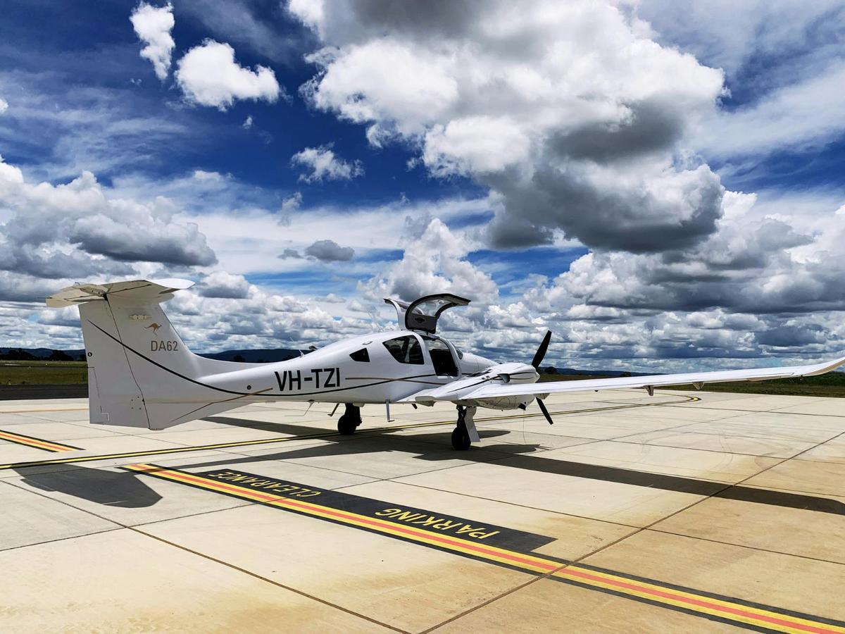 Diamond Luxury Aircraft - DA62 - ready for service!
