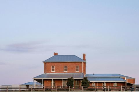 Yarras Homestead