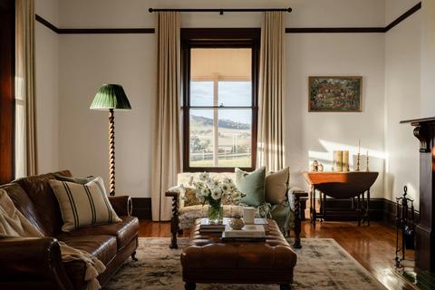Lounge Room