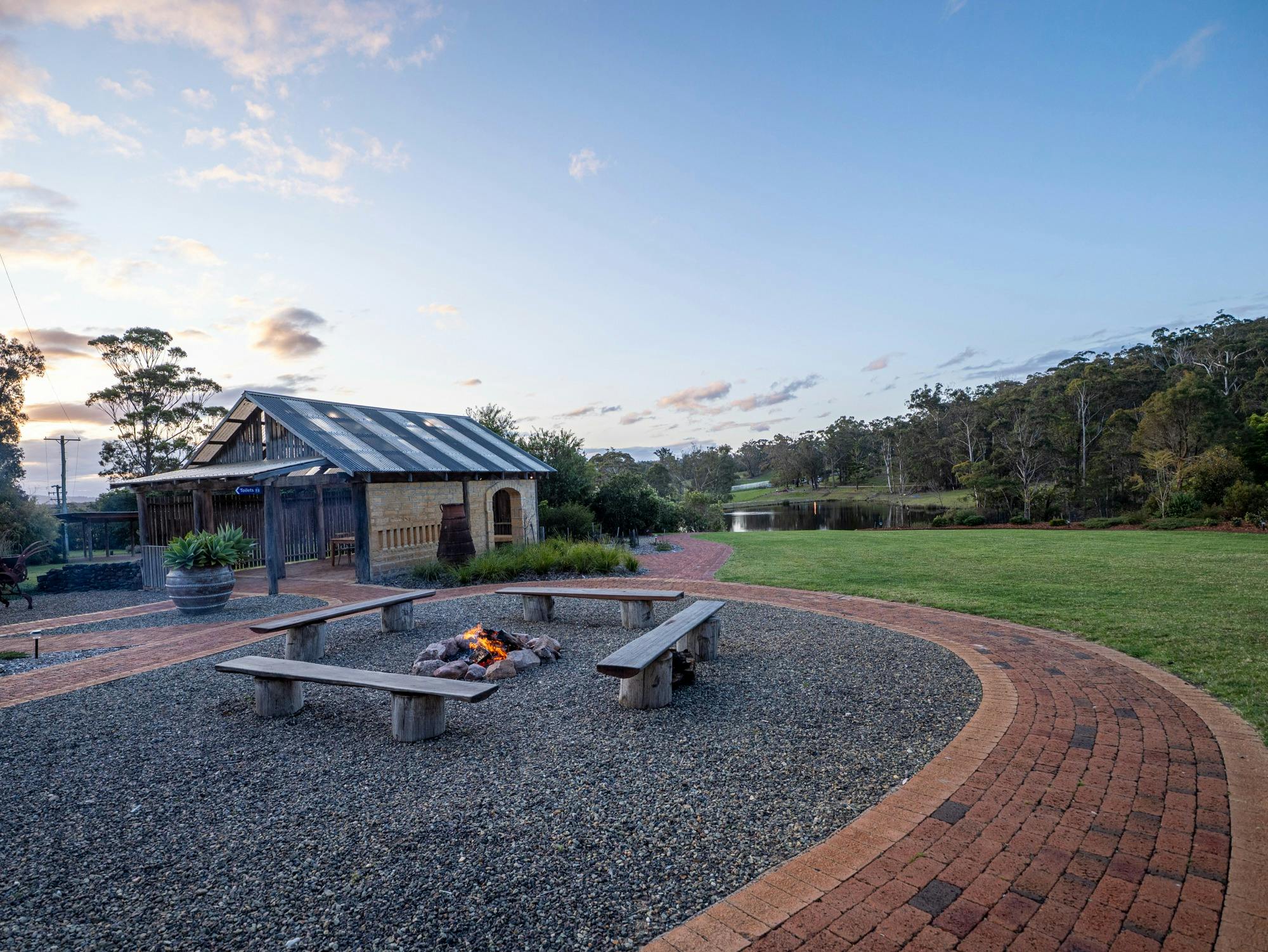 Camp Fire Kangarutha Farm