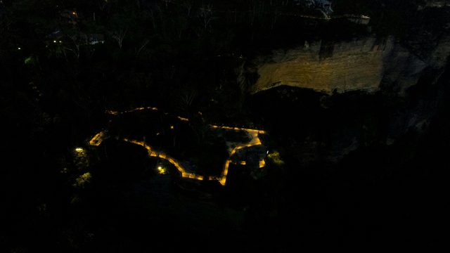 Katoomba Falls Night-lit Walk