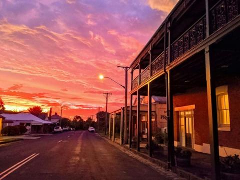 Artist of the Month – Jennifer Unwin