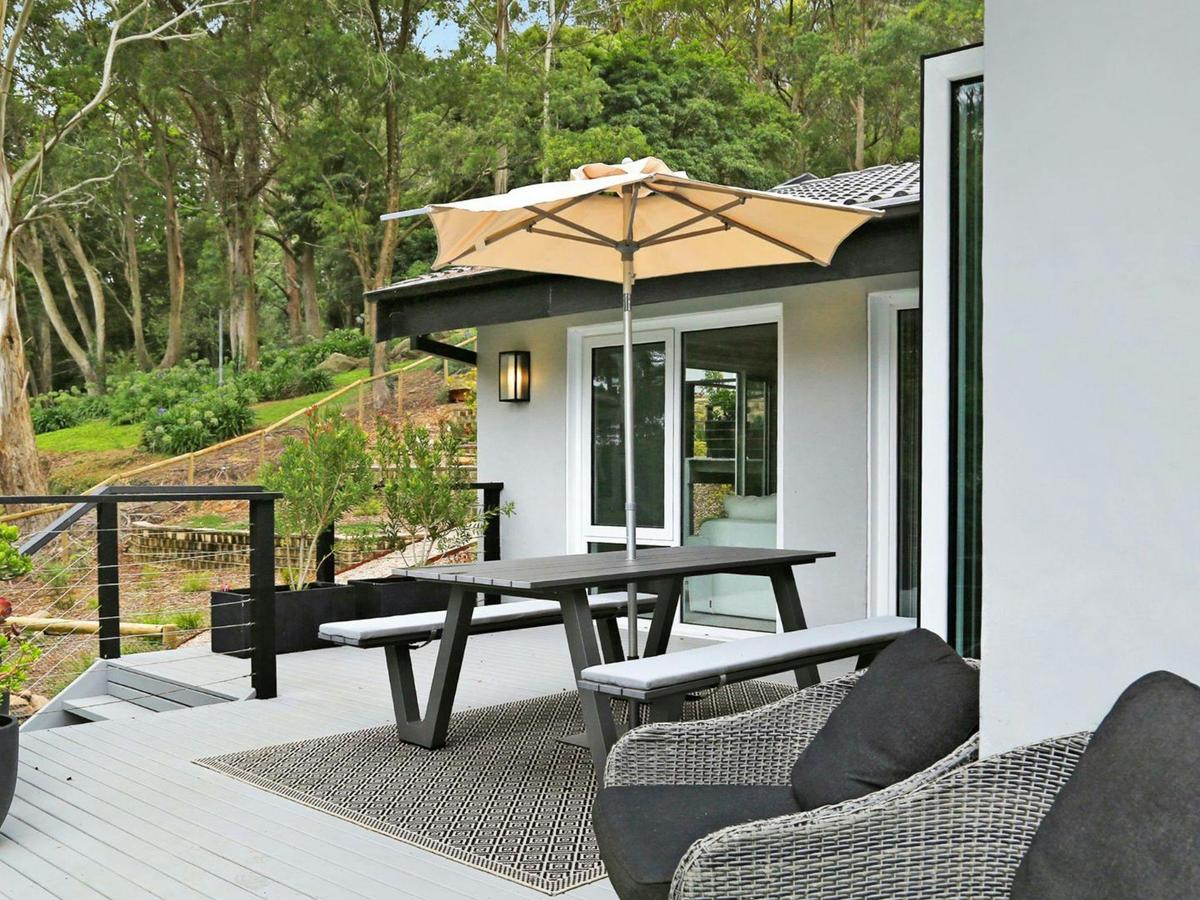 Arcadia Cottage | Alfresco lounge and dining | Garden views
