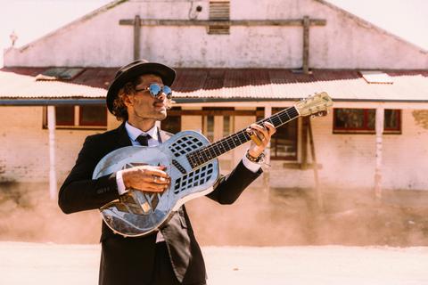 Ash Grunwald at James Theatre Dungog