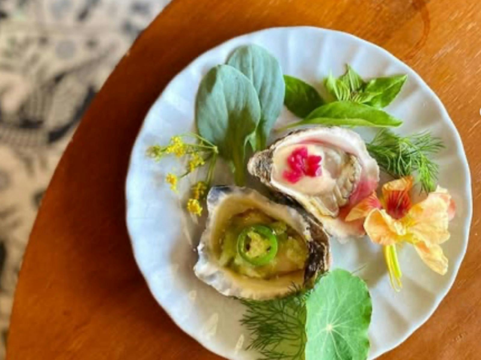 Launch Dinner, Oysters, entree