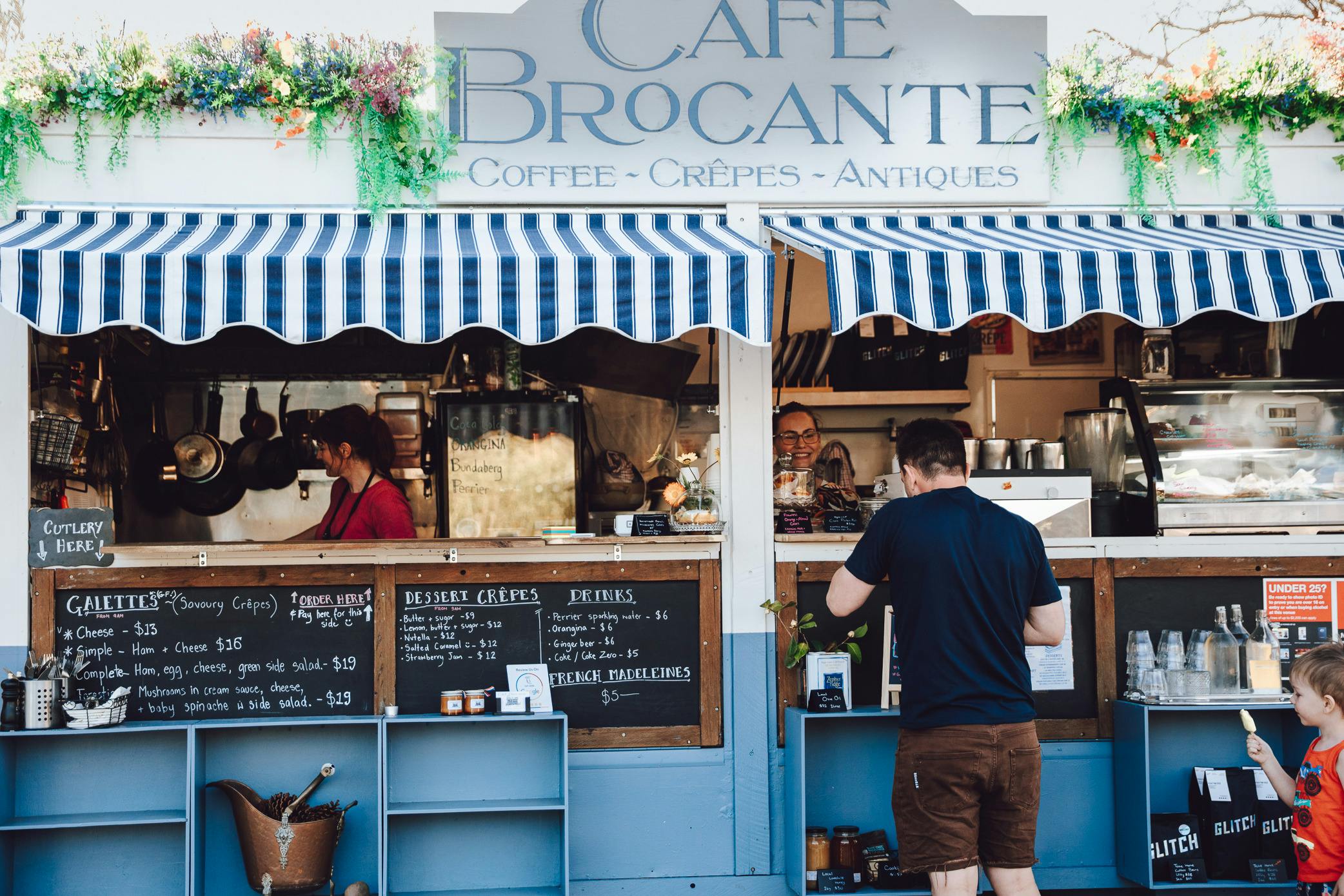 Cafe Brocante Food Truck Cafe