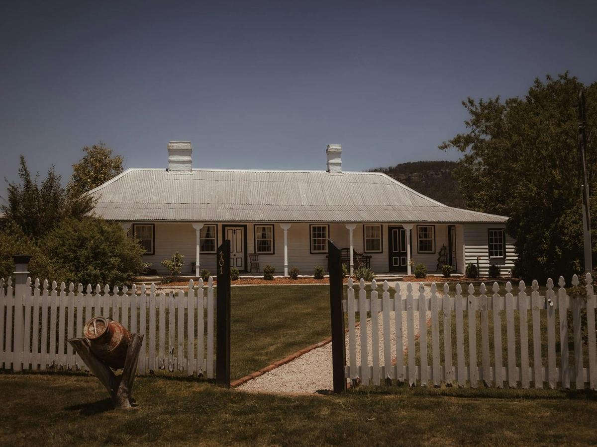 Collits Inn homestead in Hartley Vale, Blue Mountains, for weddings, live music and private events