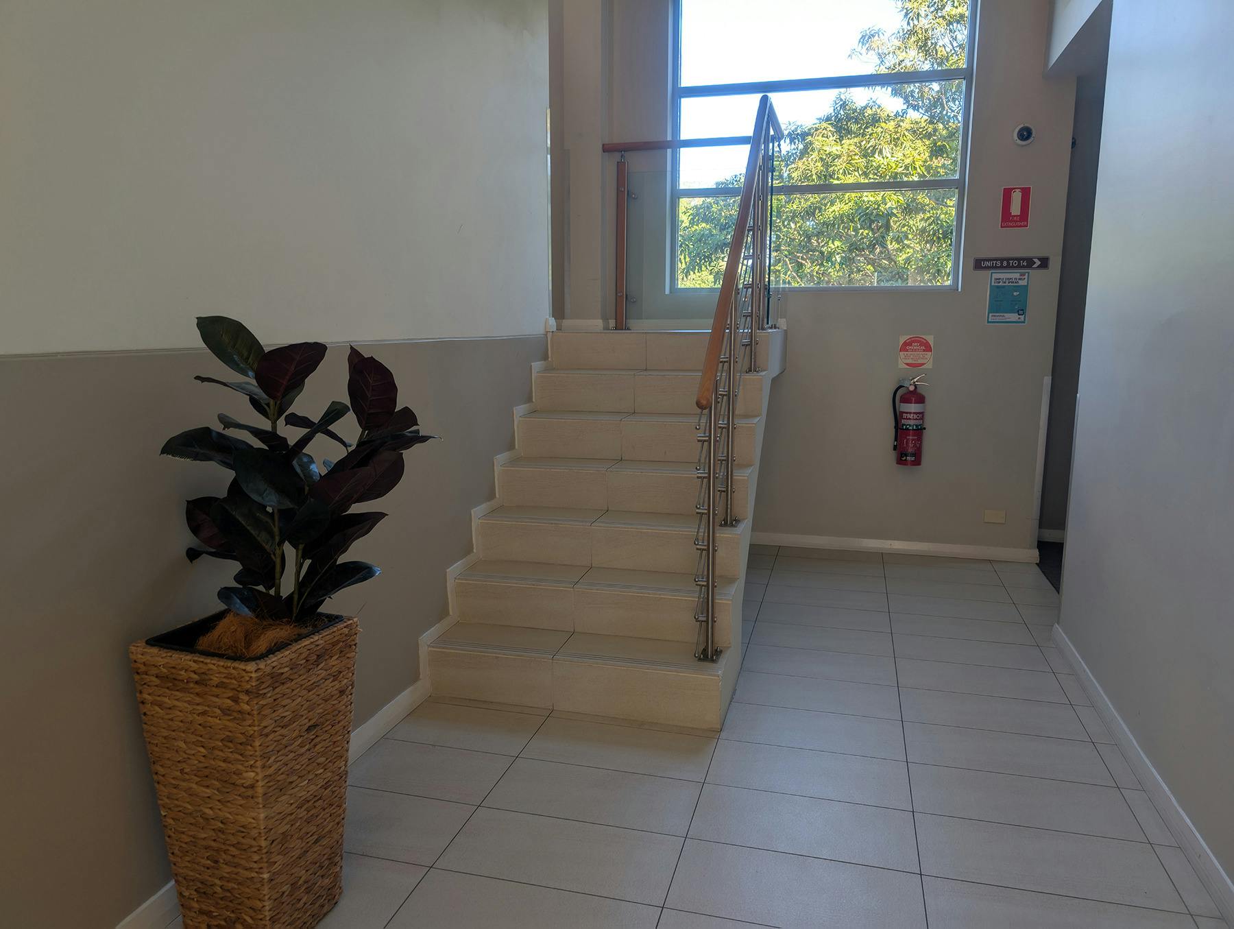 Internal hallway/Foyer