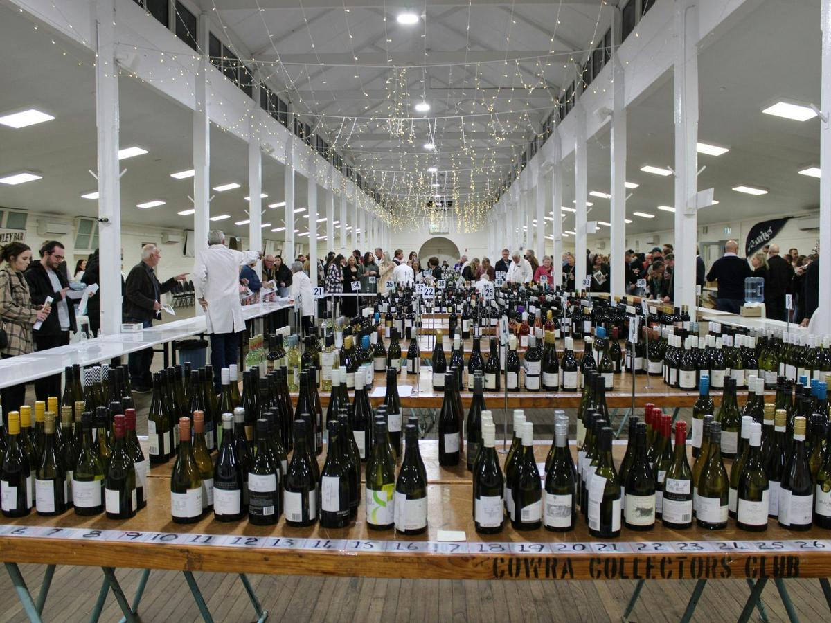 Cowra Wine Show Public Tasting edit2