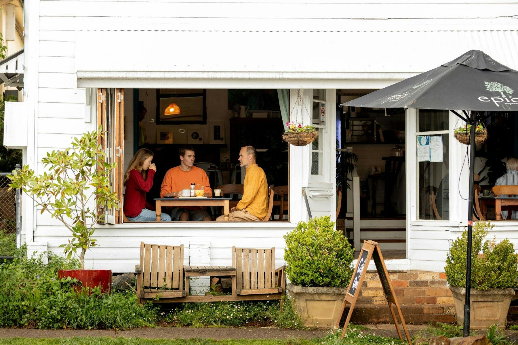 Compents Cafe - outside view