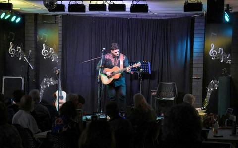 Elias Bartholomeo performs at Pearces Creek Hall