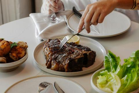 Easter Feast at éRemo