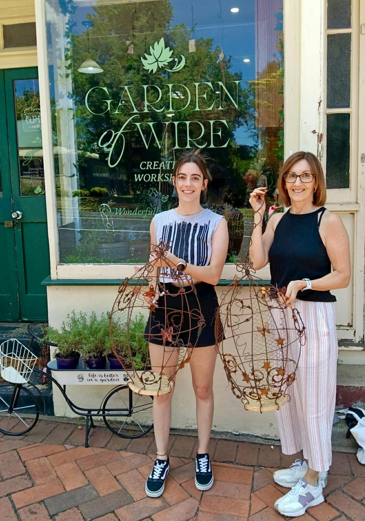 Guests with their finished Embellished Birdcage.