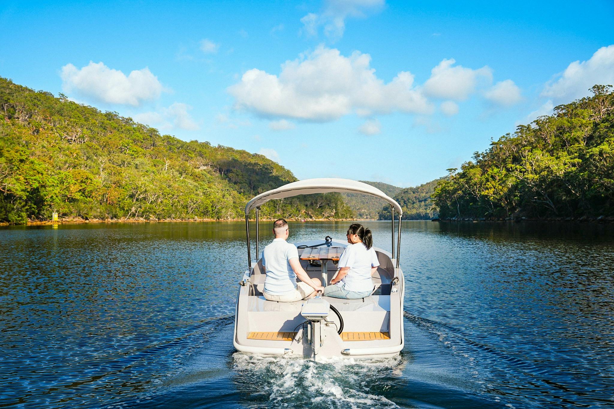 Cruise Akuna Bay’s calm waters and discover Ku-ring-gai Chase National Park.