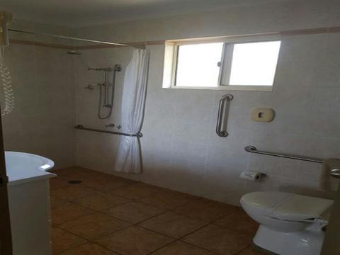 Twin Room bathroom