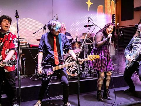 Evanescence and Paramore Show!