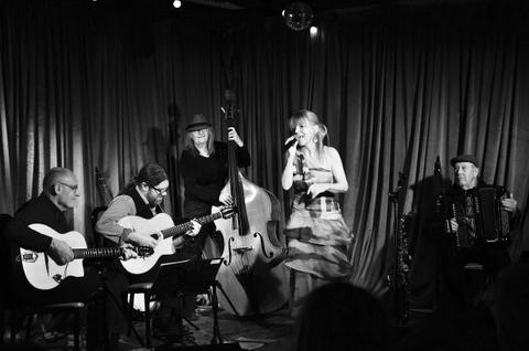 Hot Club Jazz with The Anna Weaving Collective