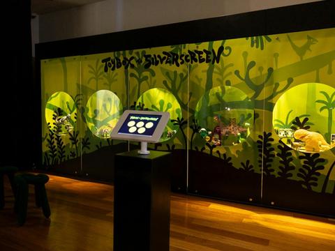 How to Draw a Dinosaur