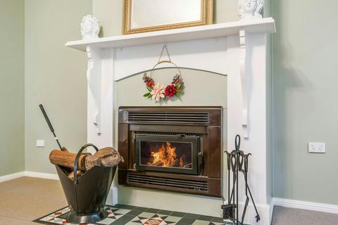 Historic Huntingdon House