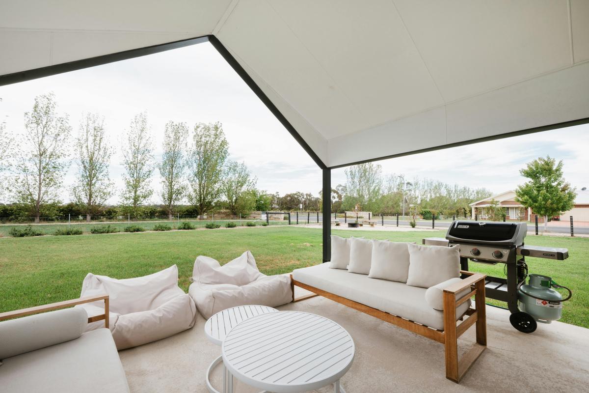 Outdoor Entertaining