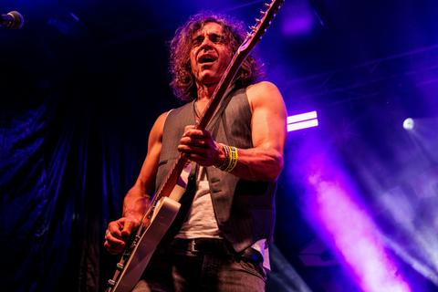 Nathan Cavaleri - Stripped Down Amped Up