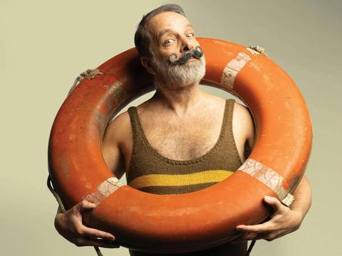 Midnight Murder on the Christmas Cruise of a Death by Mark Kilmurry and Jamie Oxenbould