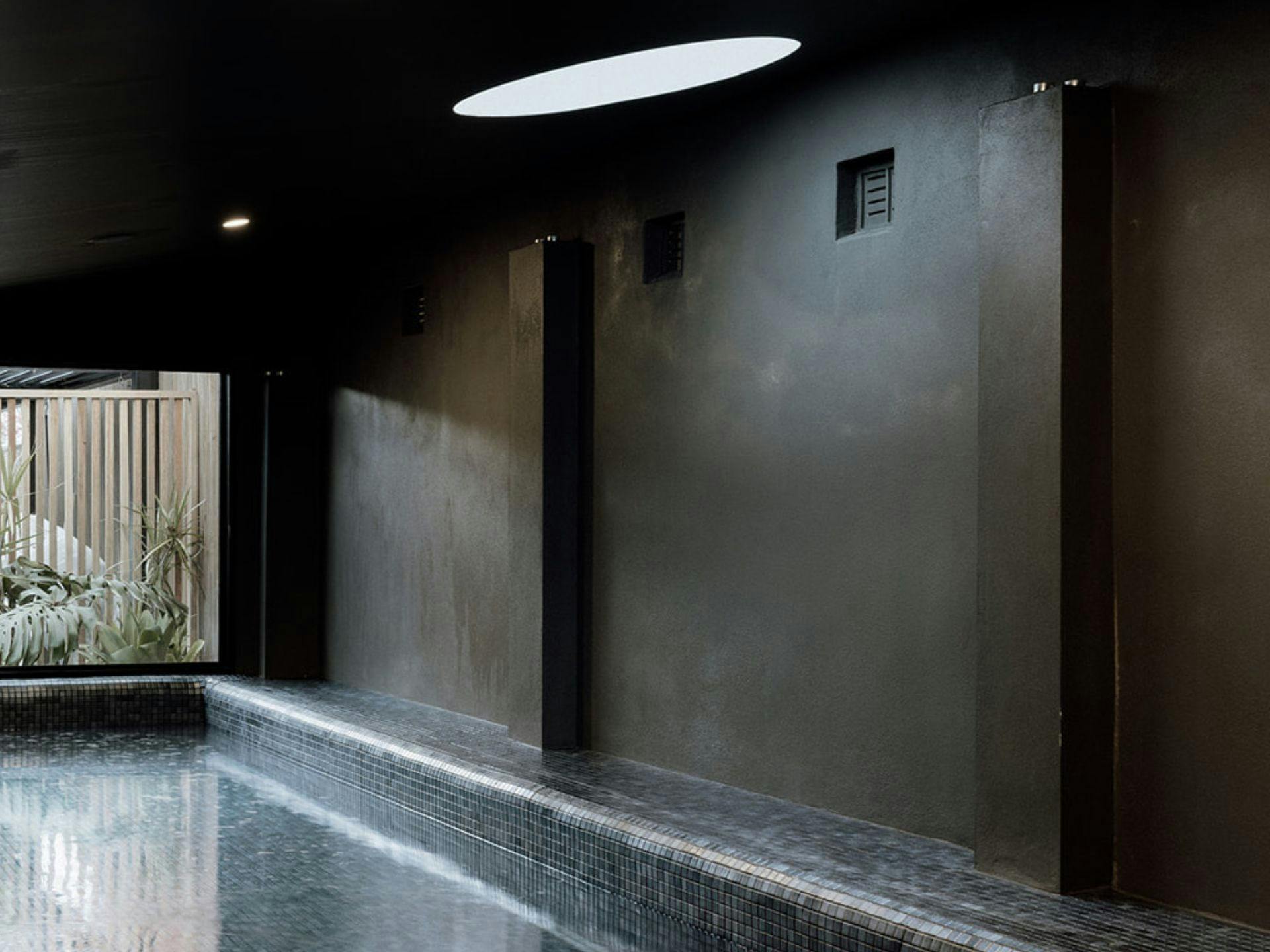 Aqua Ignis Mineral Bath