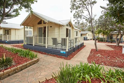 Pelican Cabin