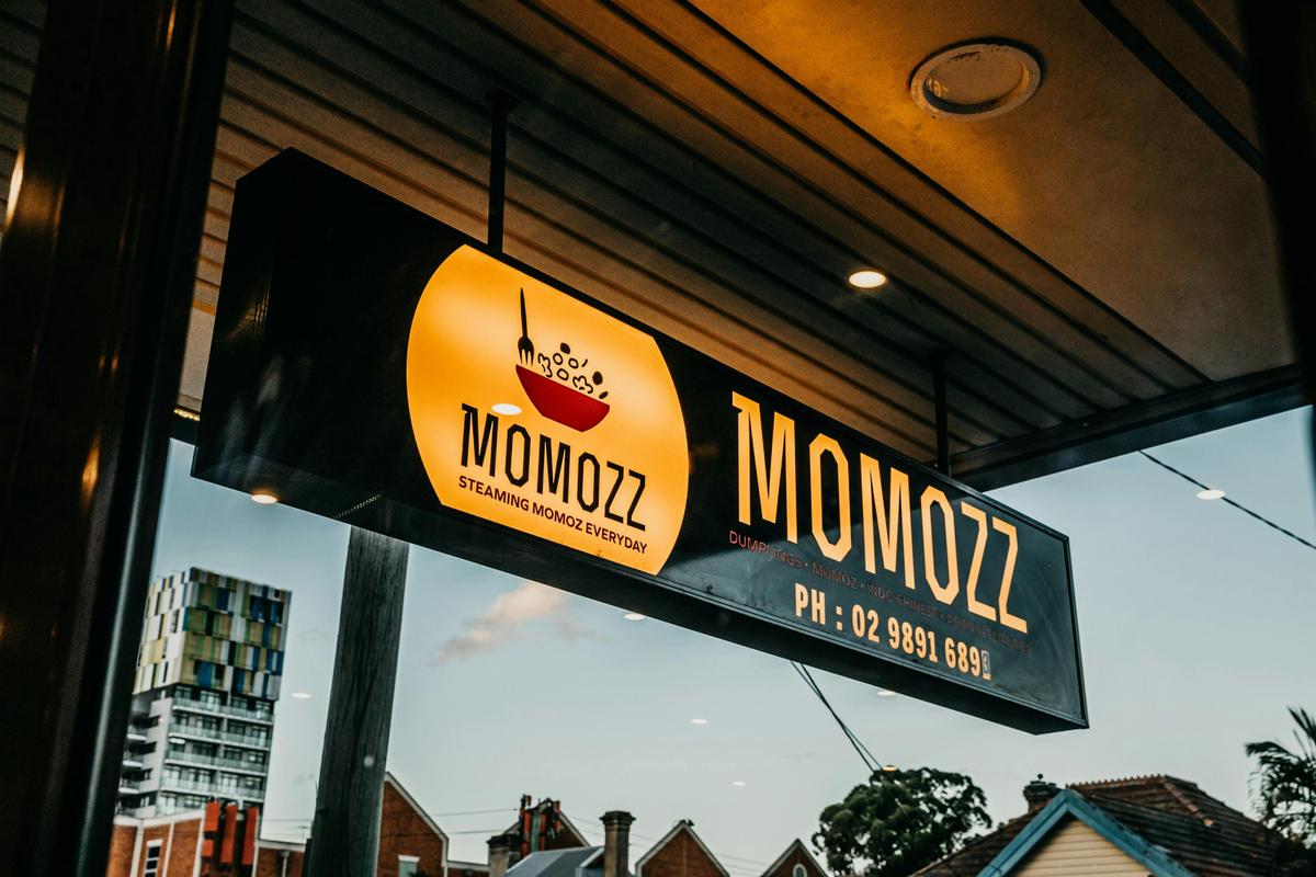 Momozz, Harris Park