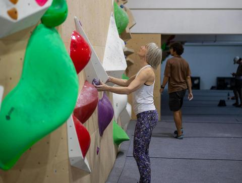 Nomad Bouldering