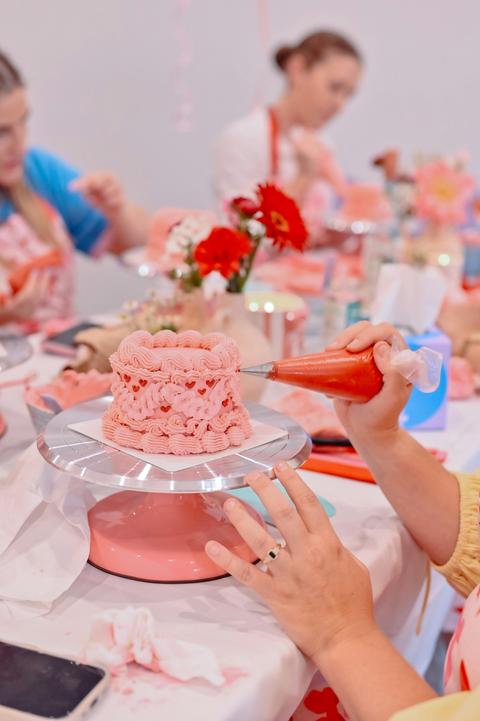 Mother’s Day Bento Cake Decorating