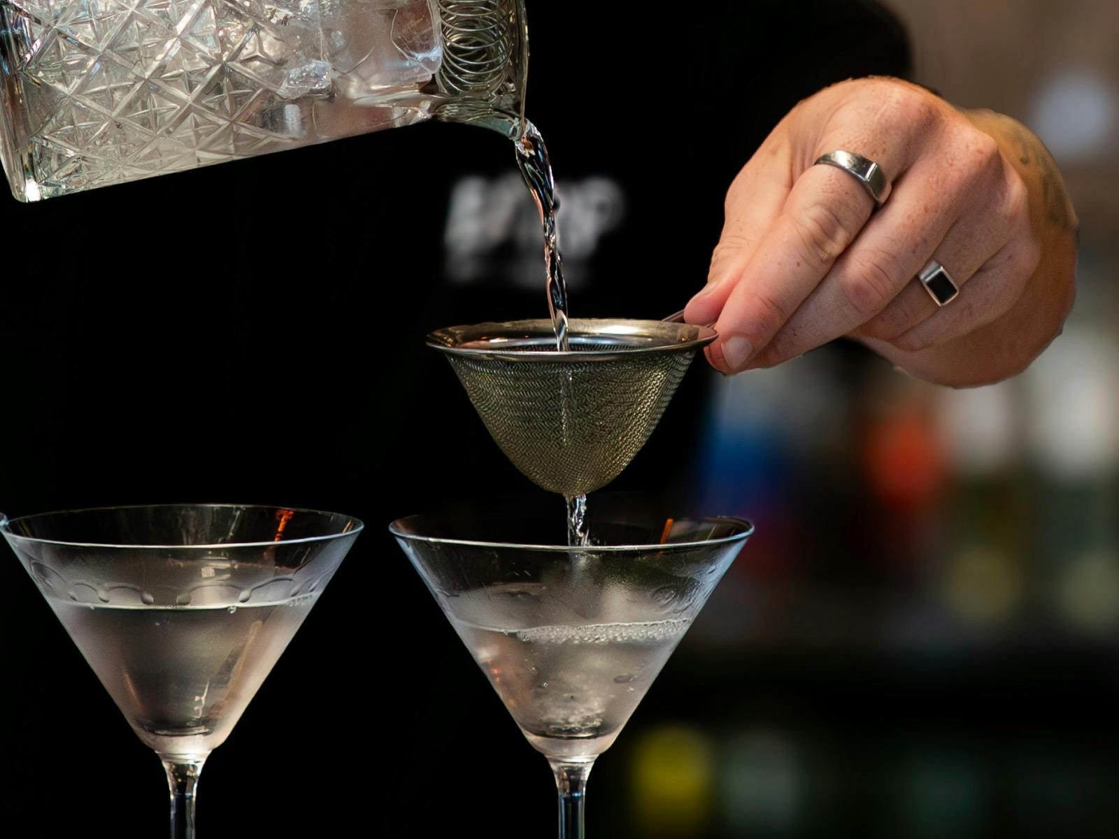 Cool down with an Oyster Gin Martini Bar at Shuck Fest