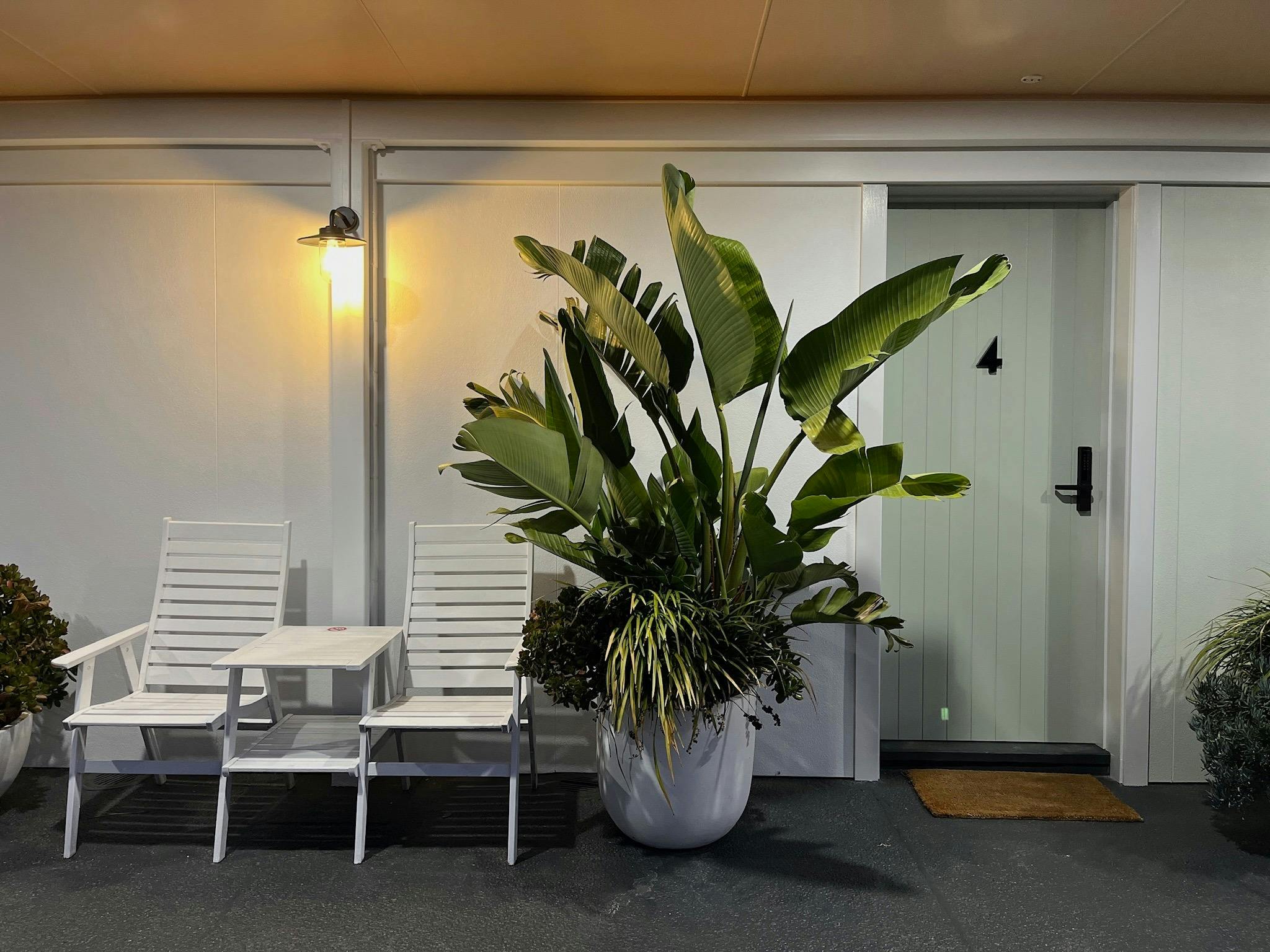 South Seas Motel Facade