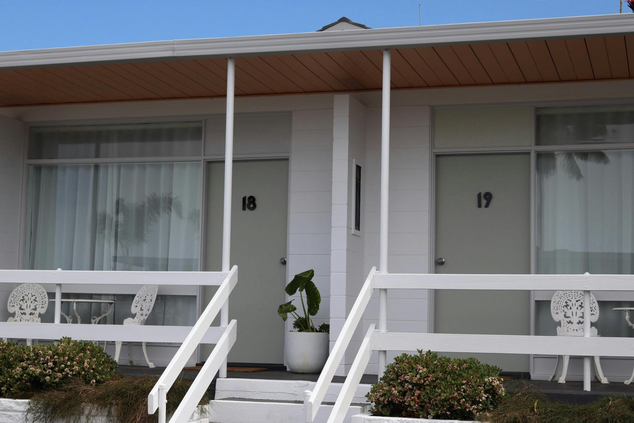 South Seas Rooms with View