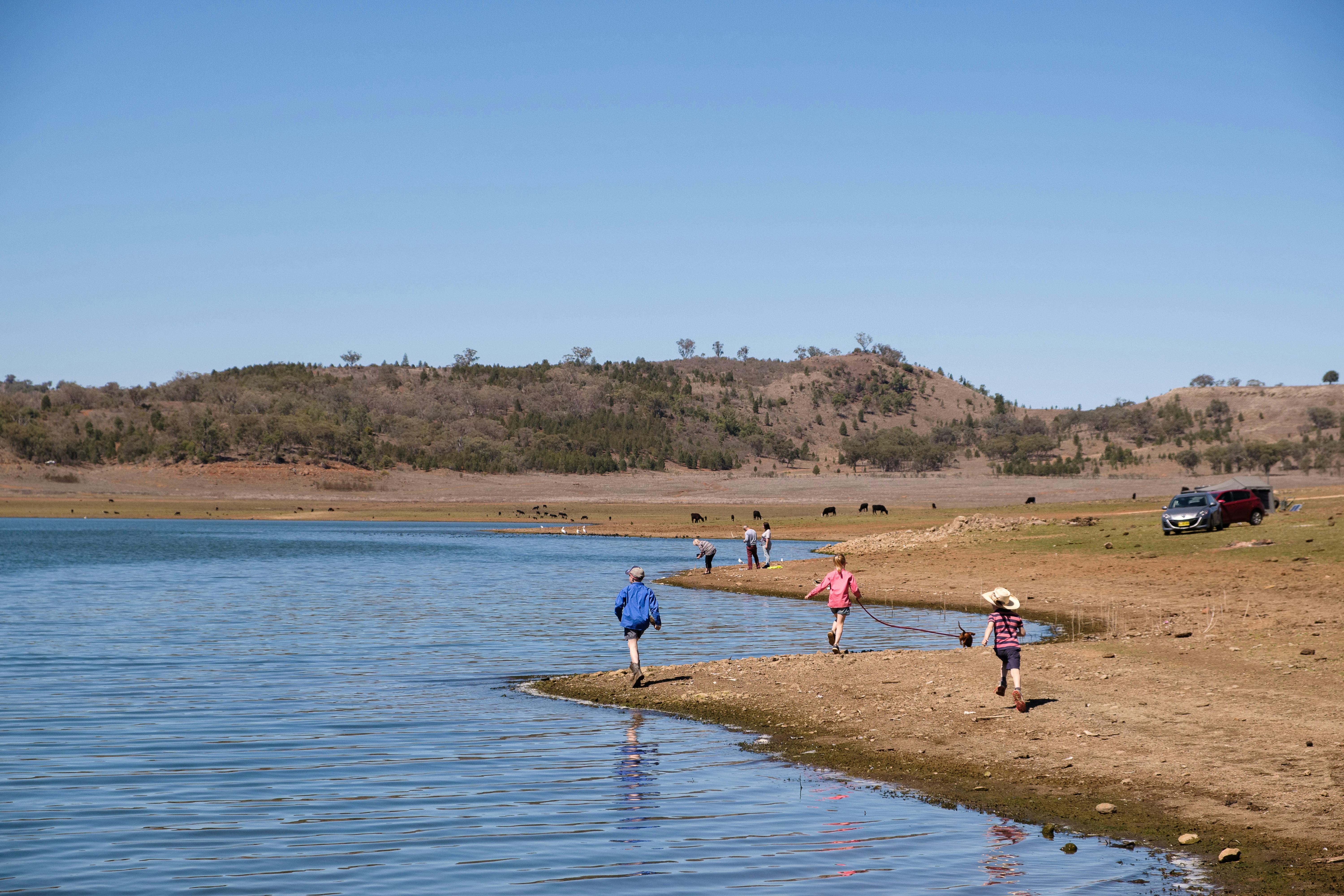 Foreshore at Split Rock Dam