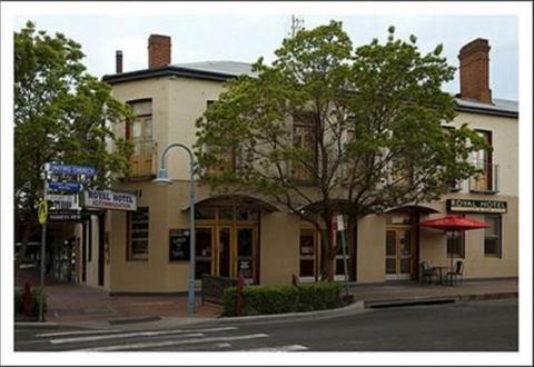 Royal Hotel